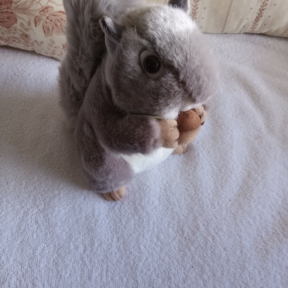 Miyoni Squirrel plush - Picture 2 of 3
